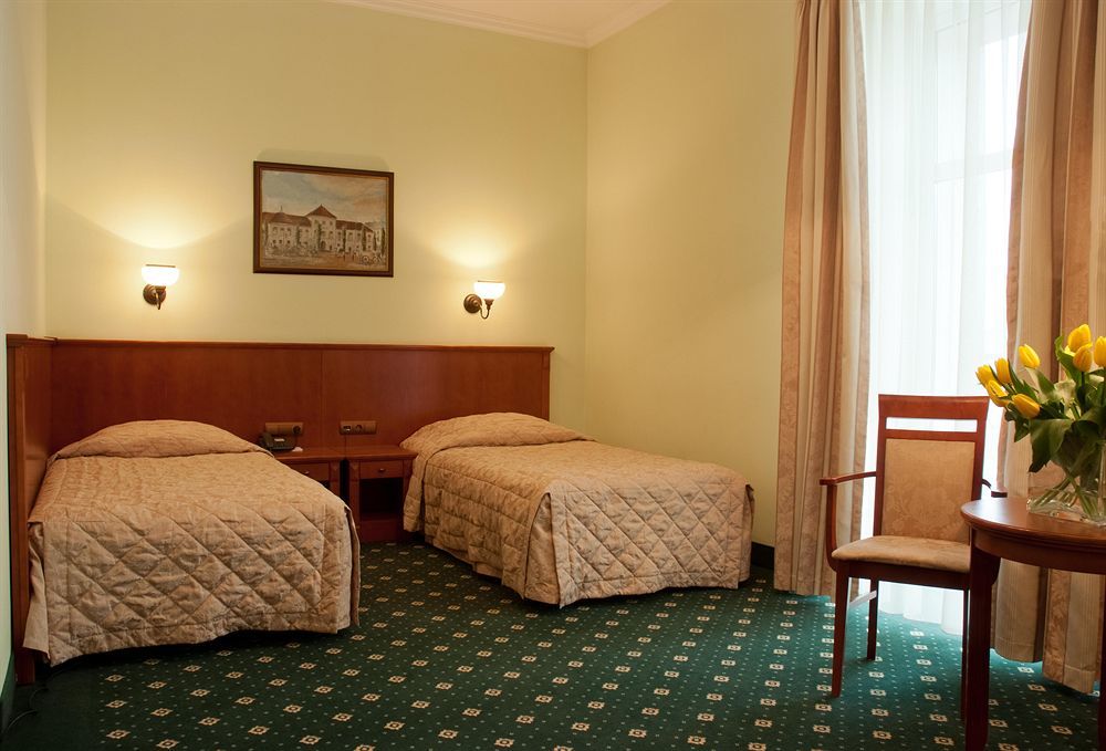 Hotel Hetman Βαρσοβία Εξωτερικό φωτογραφία